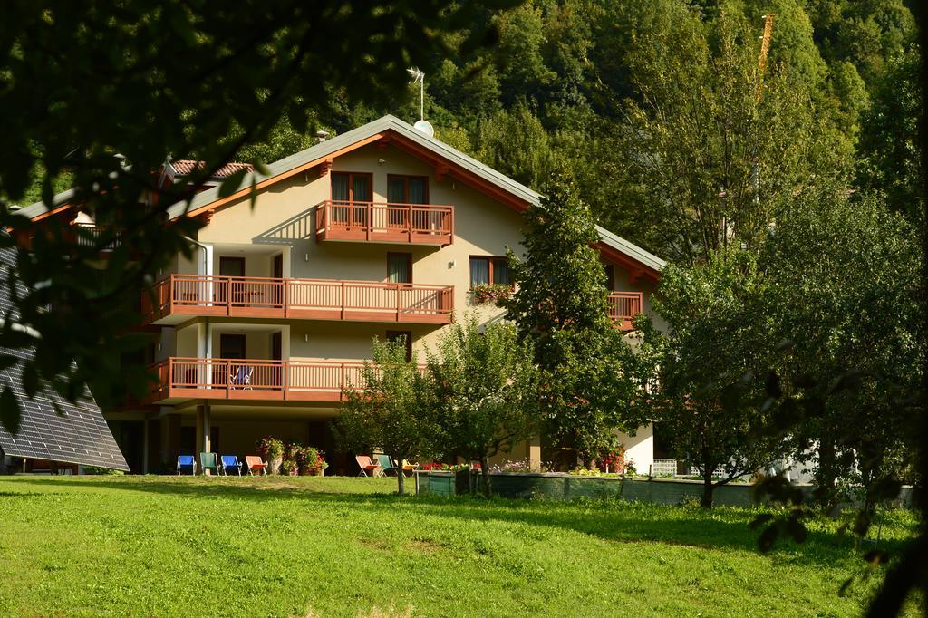 La Casa Al Noce Mezzana (Trentino Alto Adige) Exterior foto