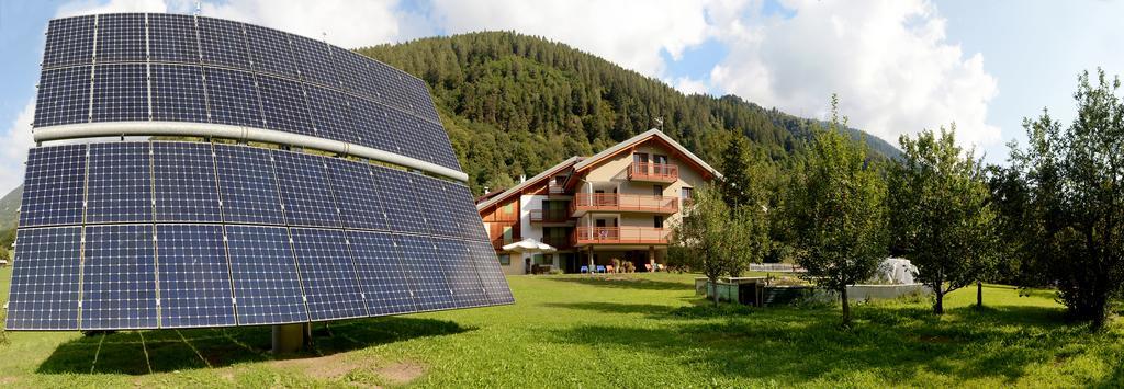 La Casa Al Noce Mezzana (Trentino Alto Adige) Exterior foto
