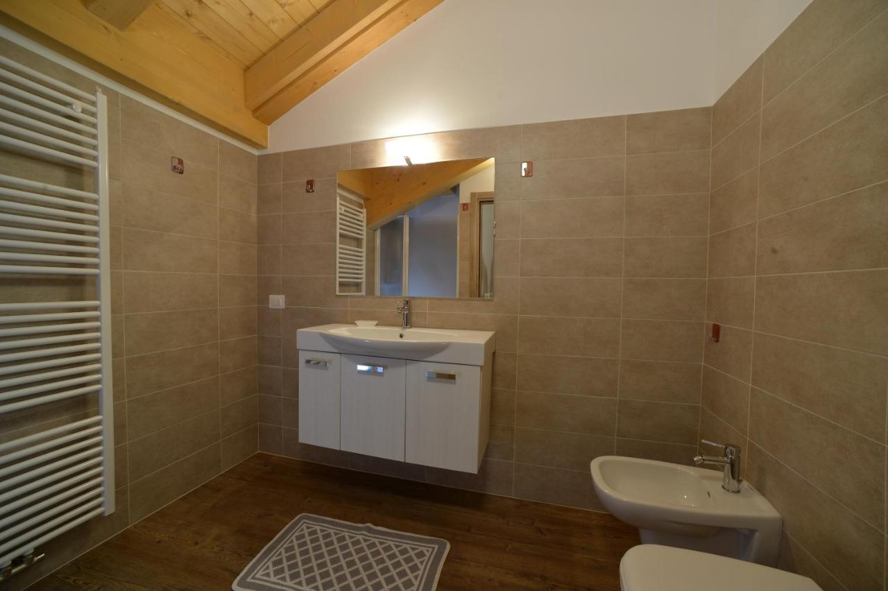 La Casa Al Noce Mezzana (Trentino Alto Adige) Exterior foto