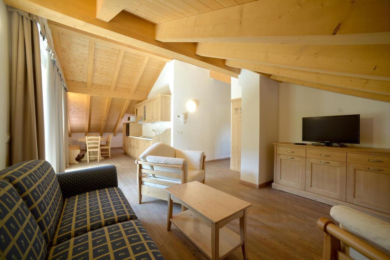 La Casa Al Noce Mezzana (Trentino Alto Adige) Exterior foto